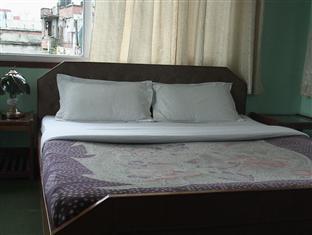 Mount Annapurna Guest House Катманду Екстер'єр фото